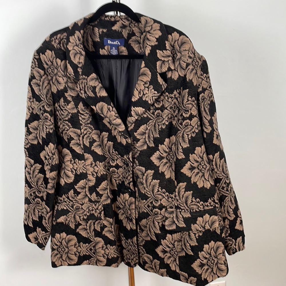 Dark brown/beige floral jacket
